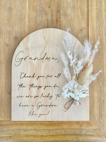 Grandma Dried Flower Plaque