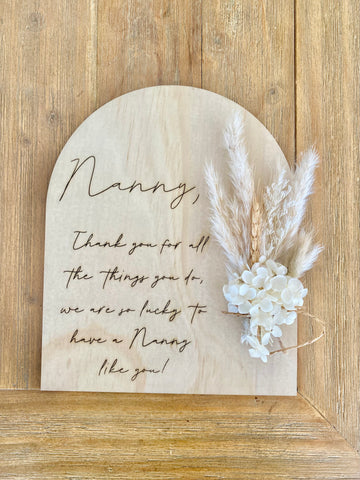 Nanny Dried Flower Plaque